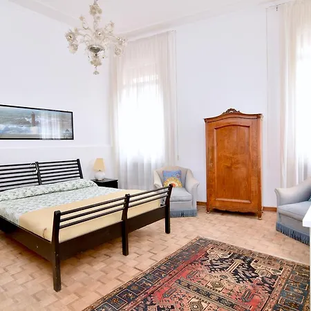 S. Lorenzo 5122 Apartment Venice