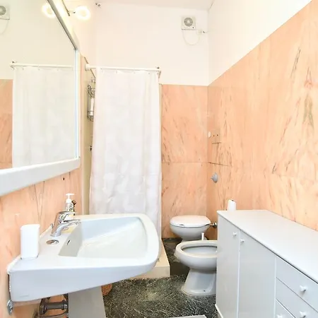 S. Lorenzo 5122 Appartement *